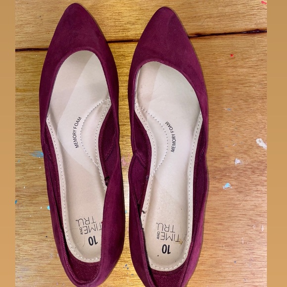 Time and Tru Shoes - NWOT Maroon flats